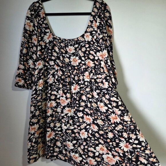 EUC AMERICAN EAGLE OUTFITTERS FLORAL DEEP SCOOP NECK BABYDOLL DRESS SIZE M - Picture 3 of 16
